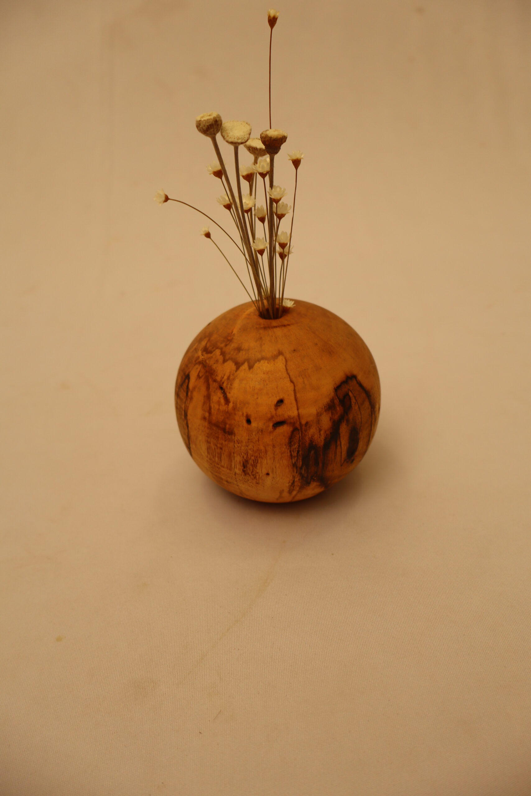 vaso_de_madeira_torneado_bola_da_mata_pp